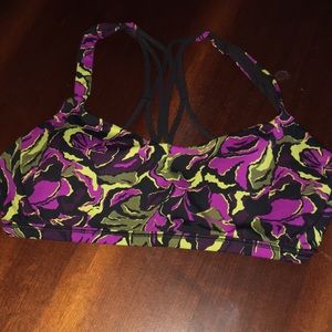 Lululemon sports bra